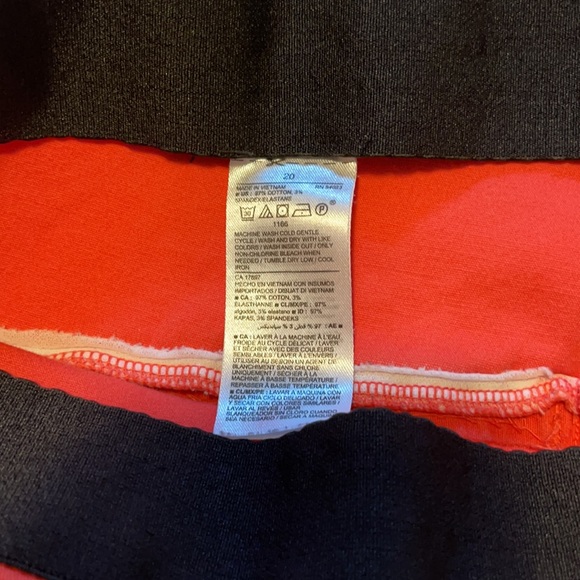 Skinny Ankle Pants - Picture 3 of 5